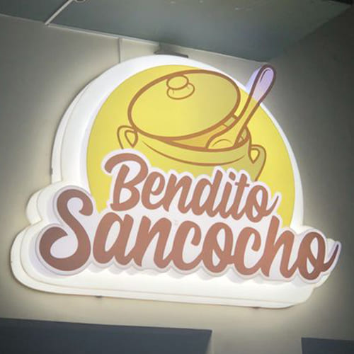 TIENDAS Y NEGOCIOS